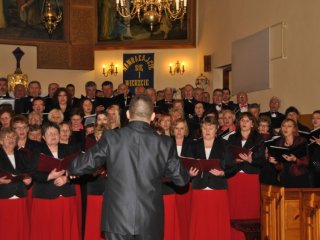 Koncert Pieśni Pasyjnej i Pokutnej w wyk. Chórów Ziemi Biłgorajskiej w Korytkowie Dużym