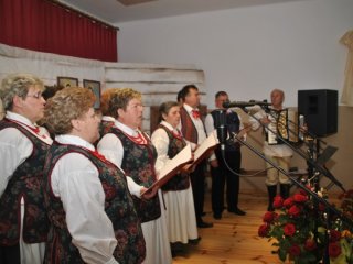 Jubileusz 40 - lecia zespołu śpiewaczo - obrzędowego "Jarzębina" z Bukowej