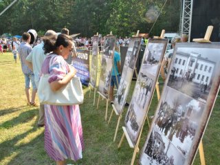 "Blaski i cienie życia w PRL" - XI Turniej Wsi w Okrągłym
