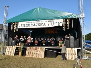 VII Festiwal Sztuki Lokalnej "Biłgorajska Nuta" w Dylach 2016