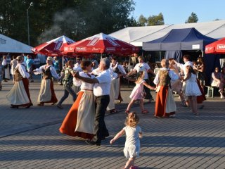 Dożynki Gminno-Parafialne w Dereźni 2016