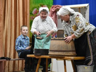 Teatralne spotkanie grup obrzędowych w Starym Dzikowie