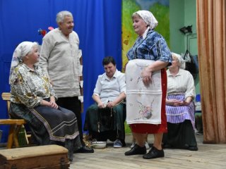 Teatralne spotkanie grup obrzędowych w Starym Dzikowie