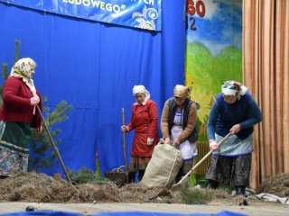 Teatralne spotkanie grup obrzędowych w Starym Dzikowie