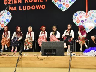 Gminny dzień Kobiet na Ludowo 2018