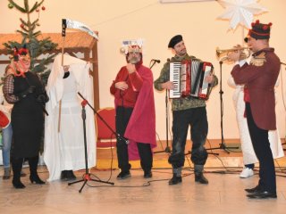 Zespół z Rudy Solskiej na Krężnickim Kolędowaniu