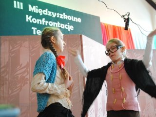 III Międzyszkolne Konfrontacje Teatralne "O rety, kabarety" w Smólsku