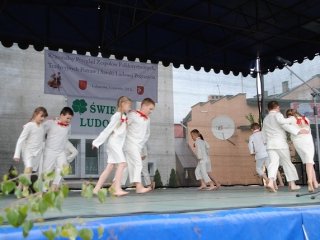 Zespół "Lawenda" ze Smólska na XIII Regionalnym Przeglądzie Zespołów Folklorystycznych w Lubaczowie