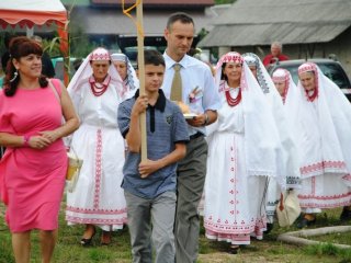 Dożynki Gminno - Parafialne w Bukowej 2012 