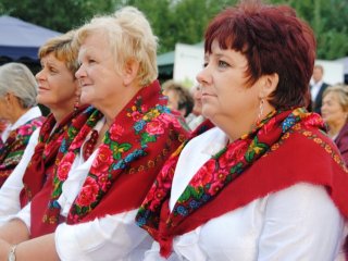 Dożynki Gminno - Parafialne w Bukowej 2012 