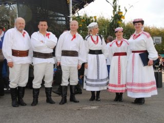 Zespoły z Gminy Biłgoraj na Dożynkach Gminno-Parafialnych w Nowym Lublińcu