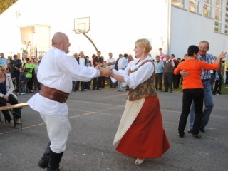 Zespoły z Gminy Biłgoraj na Dożynkach Gminno-Parafialnych w Nowym Lublińcu