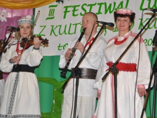 Zespoły z Gminy Biłgoraj na III Festiwalu Ludowym w Łopienniku Górnym