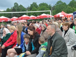 Gminne Święto Ludowe i Gminne Obchody Dnia Matki w Gromadzie