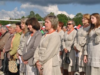 Gminne Święto Ludowe i Gminne Obchody Dnia Matki w Gromadzie