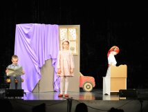 Teatrzyk szkolny z Gromady wśród laureatów 24. Powiatowego Przeglądu Teatrów Dziecięcych i Młodzieżowych w Tarnogrodzie
