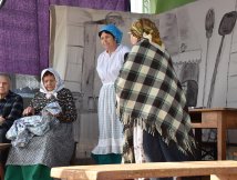 Zespół „Zorza” z Dereźni wystąpił na Festiwalu Obrzędów Dożynkowych w Dubie