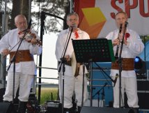 Koncert Krążałki  na granicy w Moszczanicy 