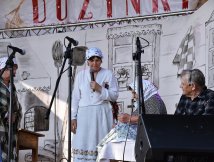 Zespół "ZORZA" z Dereźni na Dożynkach Powiatowych w Obszy