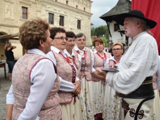 Zespół śpiewaczo - obrzędowy ,,Jarzębina” z Bukowej