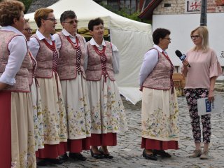 Zespół śpiewaczo - obrzędowy ,,Jarzębina” z Bukowej