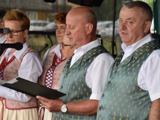 Zespół śpiewaczo - obrzędowy ,,Jarzębina” z Bukowej