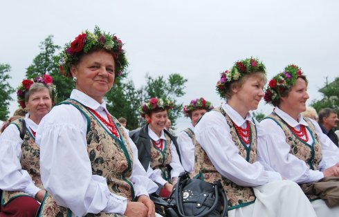 Zespół Śpiewaczy ,,Sąsiadeczki” z Korczowa – Okrągłego